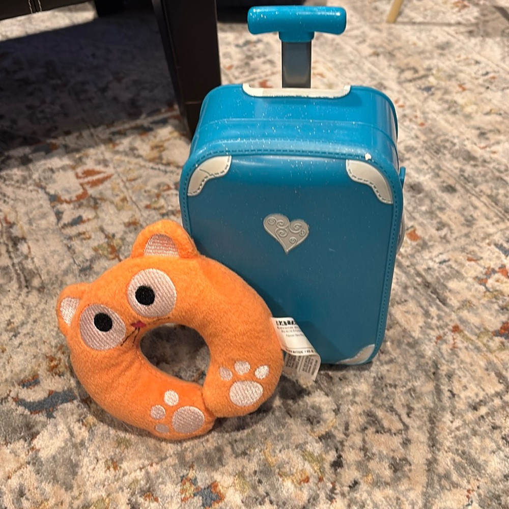 Used travel set from American Girl